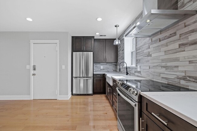 Building Photo - 3476 S Utah St