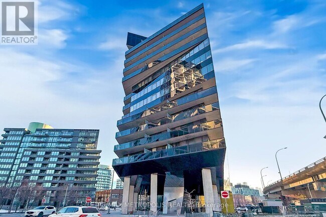 Building Photo - 21-1221 Lawren Harris Square
