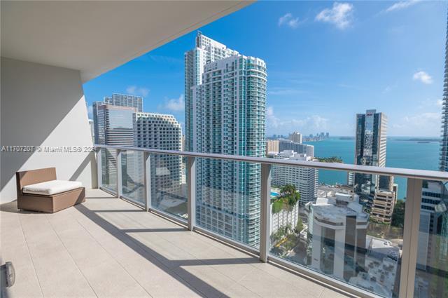 Foto principal - 1010 Brickell Ave