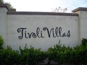 Building Photo - 710 Caminito Valiente