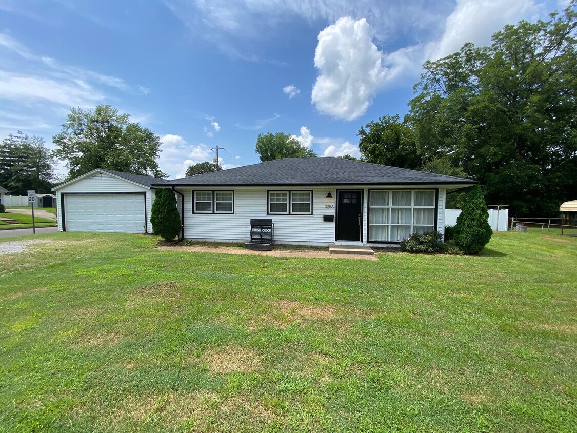 Foto principal - The Pines Place now Available - Cottage li...