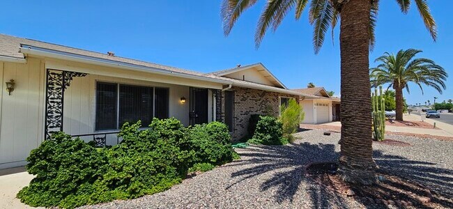 Building Photo - Gorgeous 2-Bedroom, 2-Bathroom home For Rent!