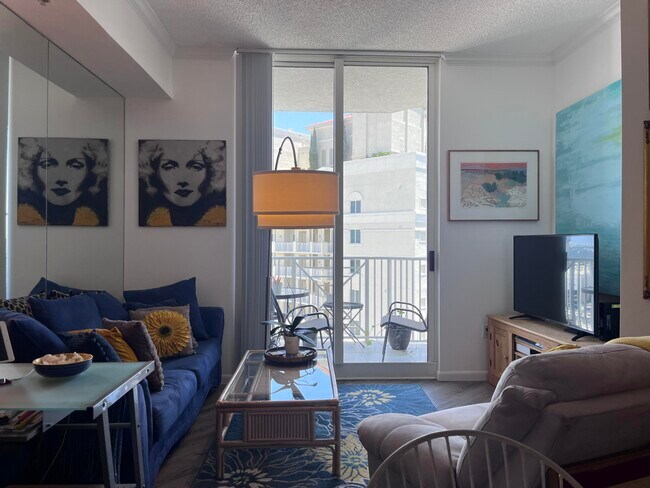 Foto del edificio - 255 Evernia St