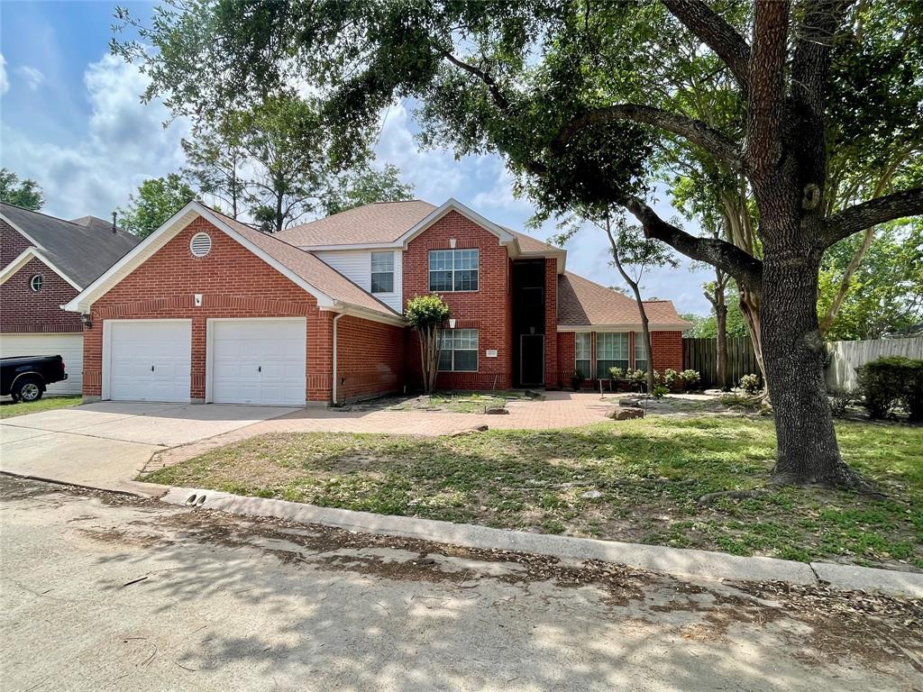 Foto principal - 11711 Emerald Wds Dr