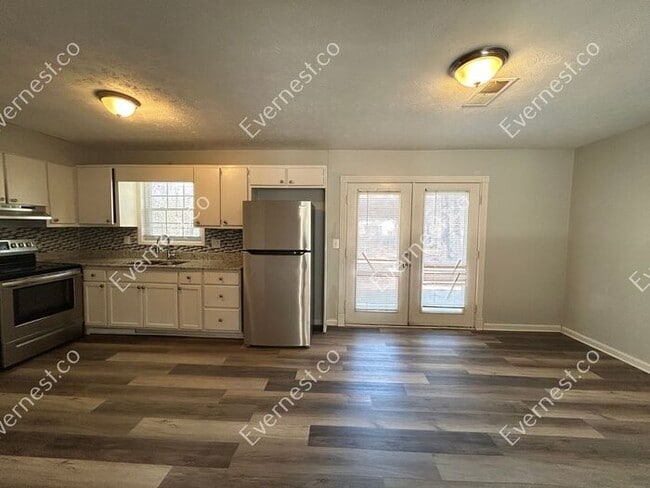 Building Photo - 239 Bellwood Ln