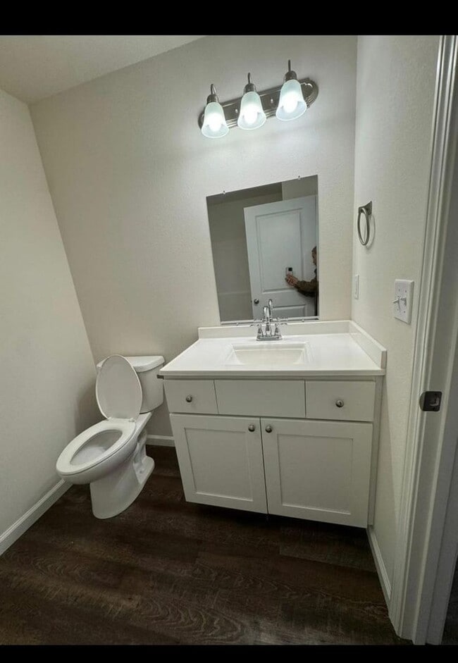 Building Photo - Cedar Cove