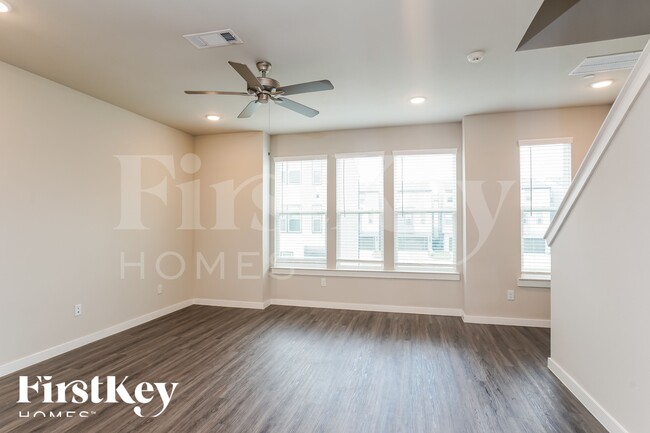 Building Photo - 18616 Whimsic Aly