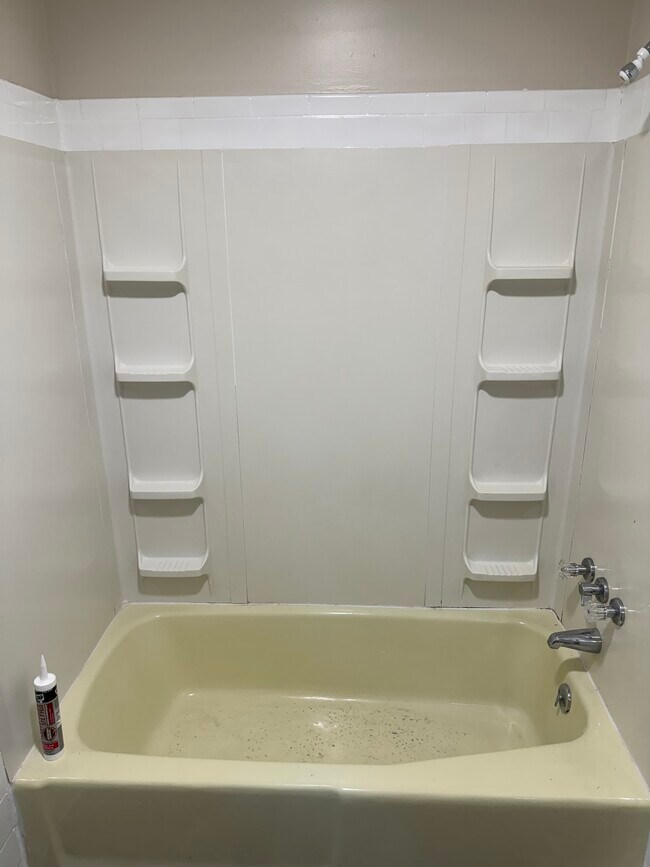 Building Photo - 143 Skyridge Rd