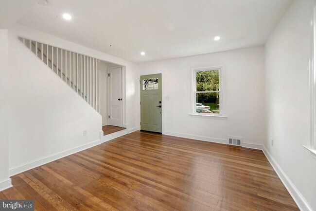 Foto del edificio - 1530 Howard Rd SE