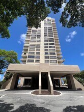 Building Photo - 11113 Biscayne Blvd