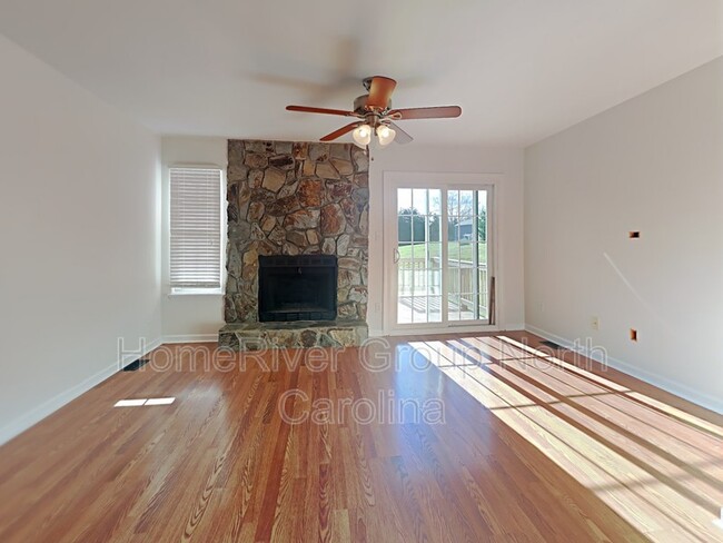 Building Photo - 8227 Circle Tree Ln
