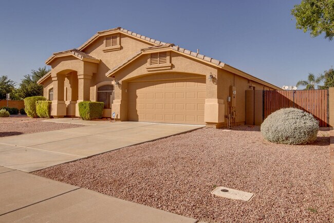 Foto del edificio - 3830 E Thornton Ave