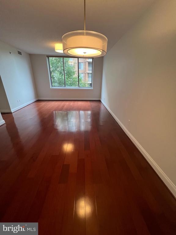 Foto del edificio - 1020 N Highland St