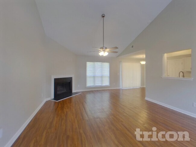 Building Photo - 127 Wenlock Cir