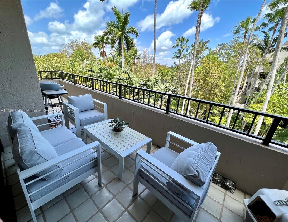 151 Crandon Blvd Unit 342, Key Biscayne, FL 33149 Condo for Rent in