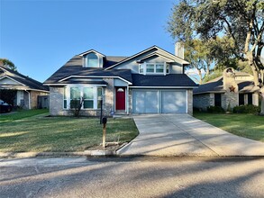 Building Photo - 12822 Skyknoll Ln