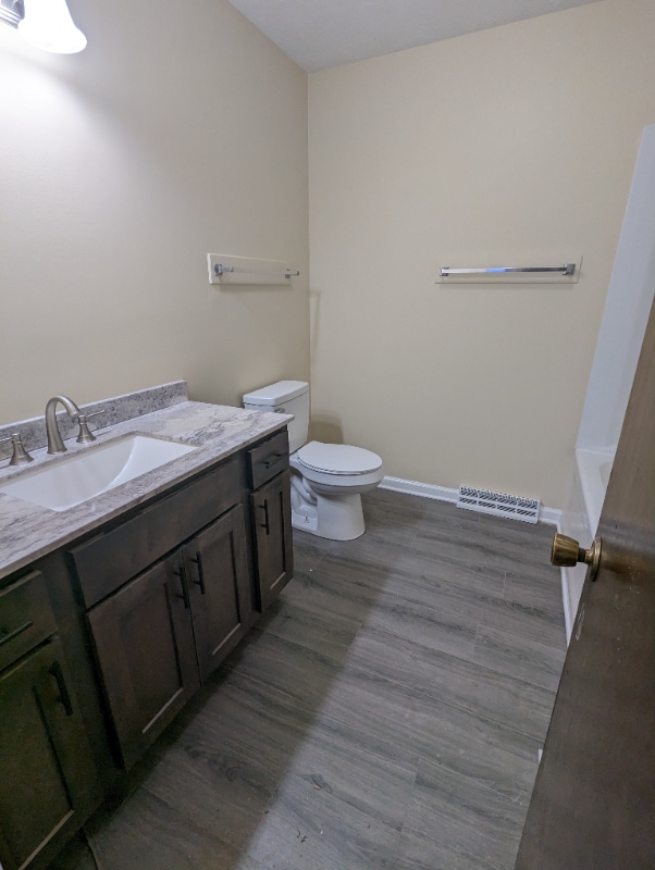 Building Photo - 3315 Laurel Ave