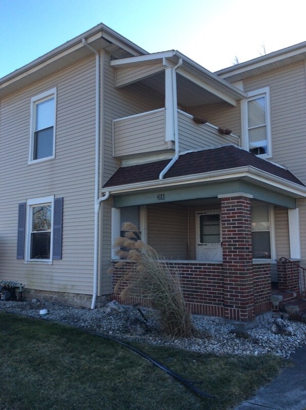 Foto principal - 611 E Sandusky St