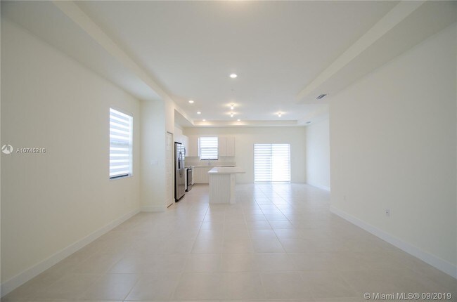 Foto del edificio - 10413 NW 82nd St