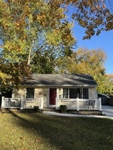 Building Photo - 408 N Harris St