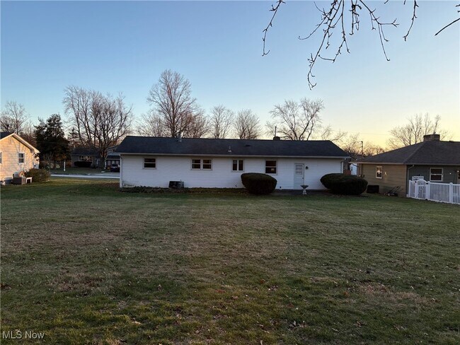 Foto del edificio - 168 Valley View Dr