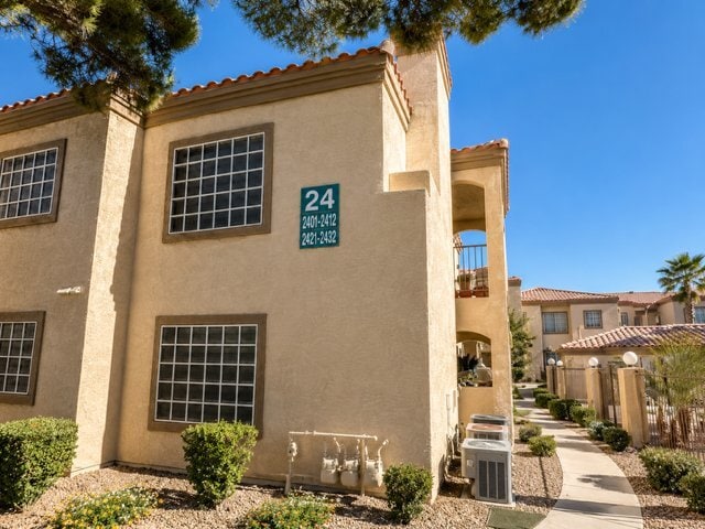 Foto del edificio - 1851 Hillpointe Rd
