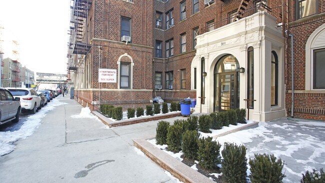 Building Photo - 3111 Brighton 7Th St
