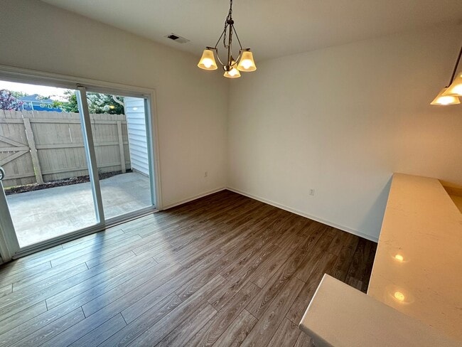 Building Photo - 3984 Trenwith Ln