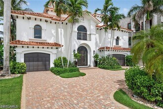 Building Photo - 403 Seabee Ave