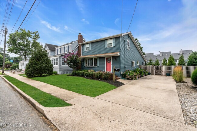 Foto del edificio - 429 Lincoln Ave