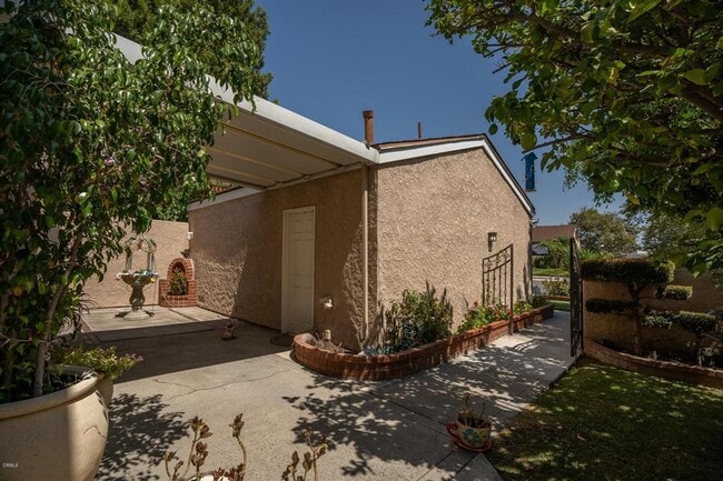 Building Photo - 4 bedroom Aegean Heights tract of Mission Viejo