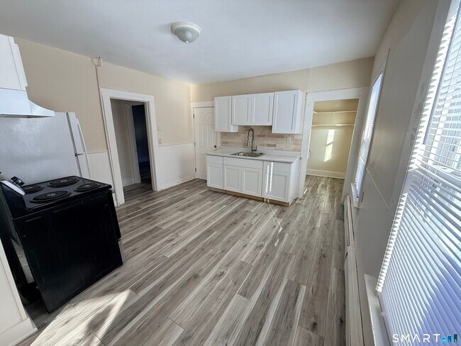 Foto del edificio - 15 Beacon St