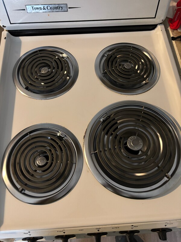 Foto del edificio - 811 W Main St