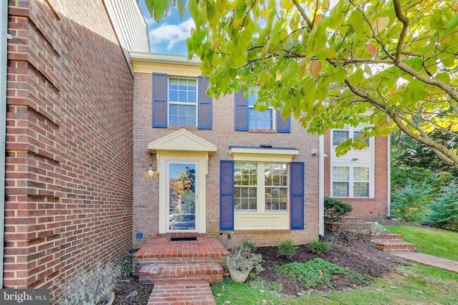 Photo - 8932 Barrowgate Ct Townhome