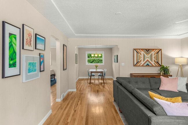 Building Photo - Classic Mid-Century Ranch with Large Yard,...