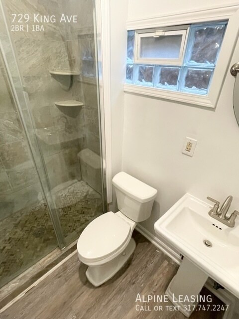 Building Photo - 2 Bedroom less than a mile from both the p...