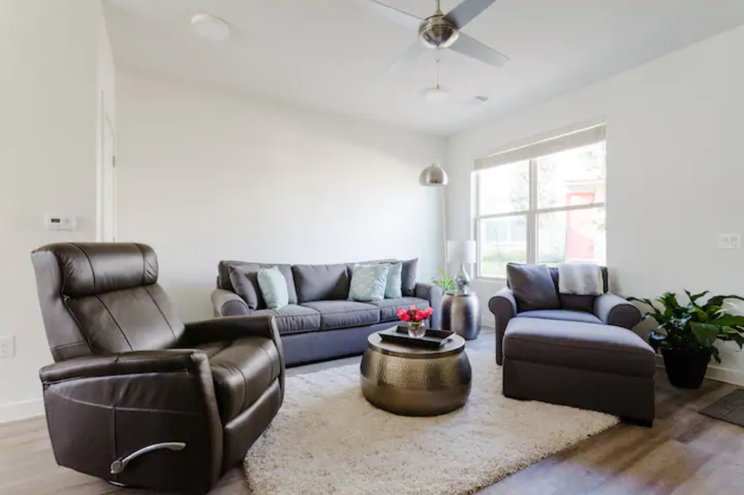 Living room - 7805 Cooper Ln