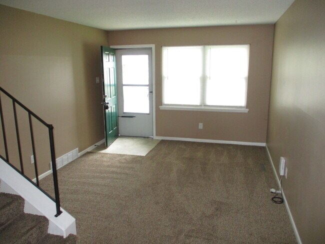 Foto del edificio - 1323 E 152nd St