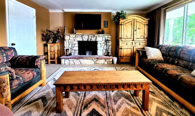 Building Photo - 7000 S 2300 E