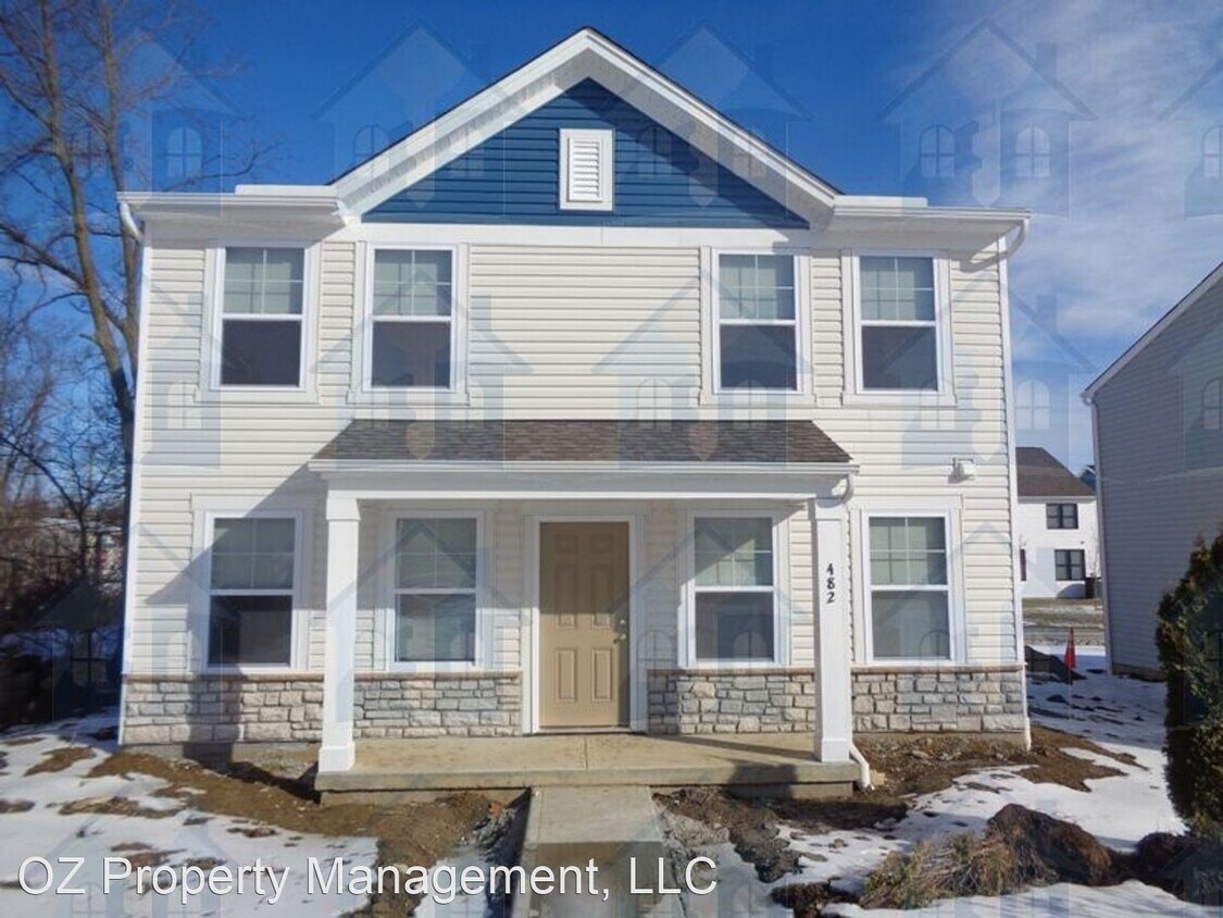 Primary Photo - 4 br, 2.5 bath House - 482 West Kemper Road,