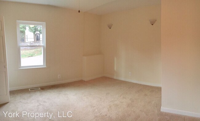 Building Photo - 2 br, 1 bath House - 1201 Carlton Avenue