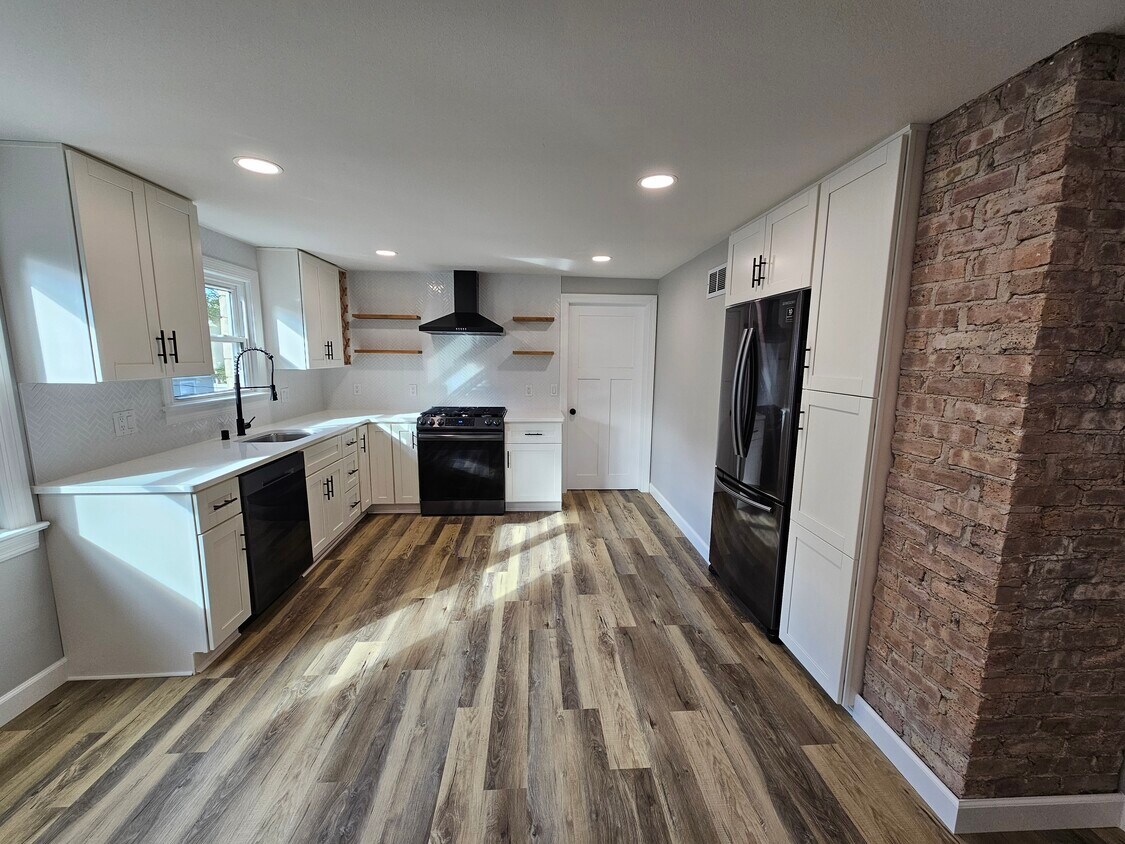 Foto principal - 1066 Poplar St