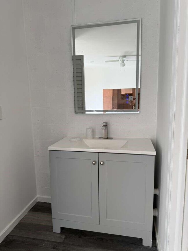 Foto del edificio - 1501 NW 90th Way