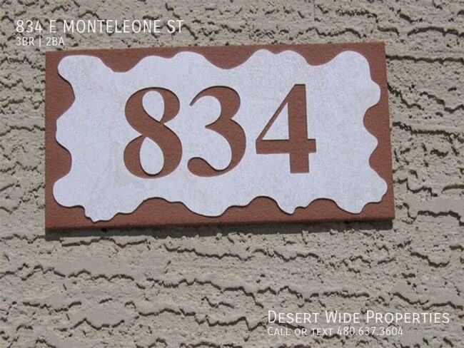 Building Photo - 834 E Monteleone St