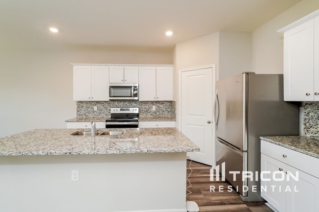 Building Photo - 7419 Boa Holw