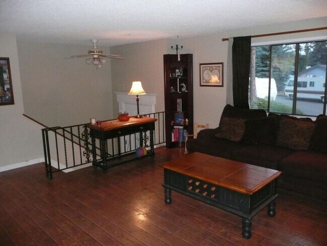 Building Photo - Fairway Forest Home (APP#76)