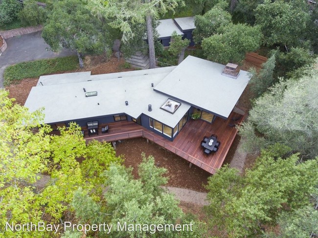 Building Photo - 3 br, 2 bath House - 820 Los Olivos Rd