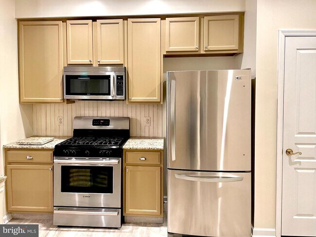 Foto del edificio - 185 Wildflower Pl