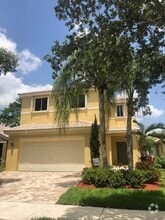 Building Photo - 4319 Greenbriar Ln