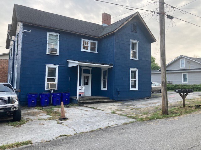 Blue Vintage - 535 4th St NW